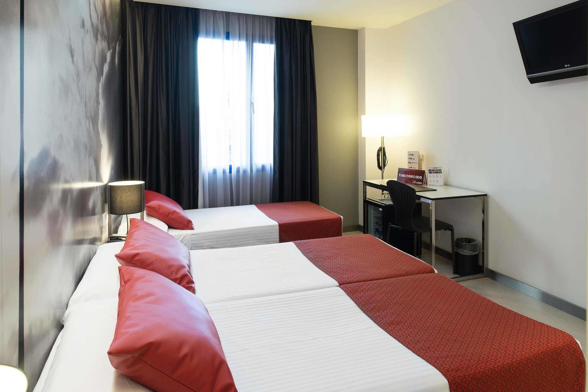 Catalonia Avinyo Hotel Barcelona Buitenkant foto